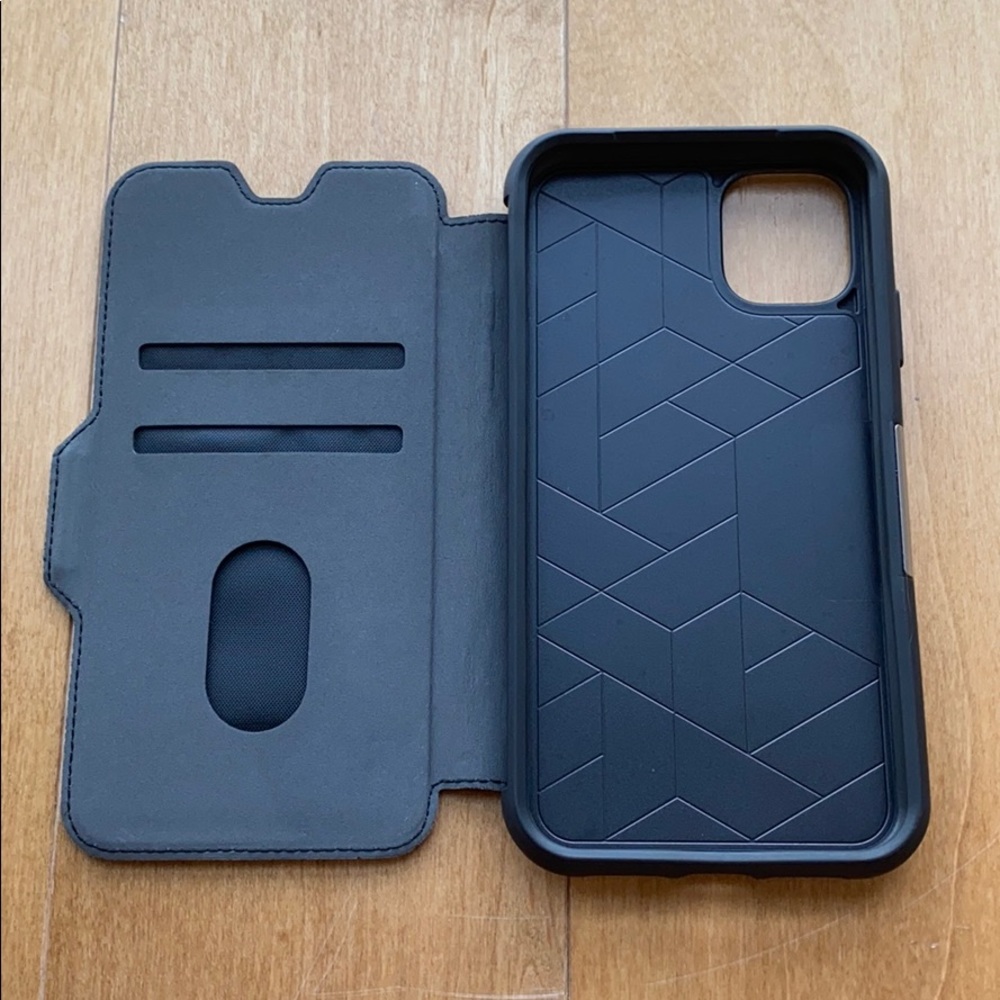 iPhone 11 OtterBox Case